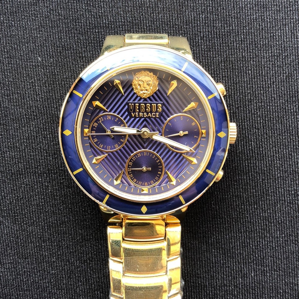 Versus by Versase Harbor Heights watch